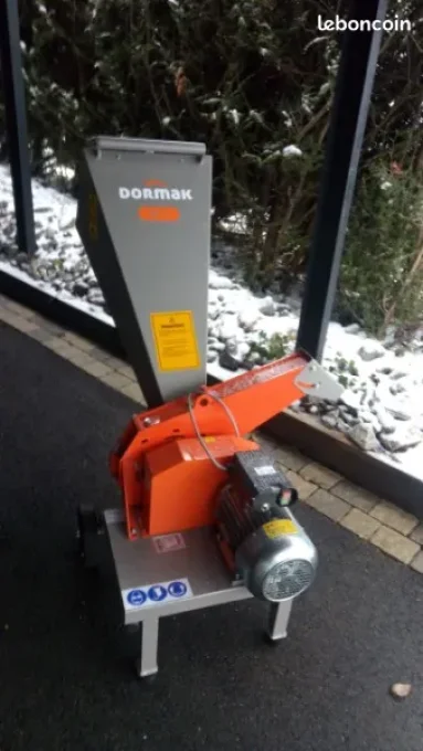 BROYEUR VEGETAUX ELECTRIQUE