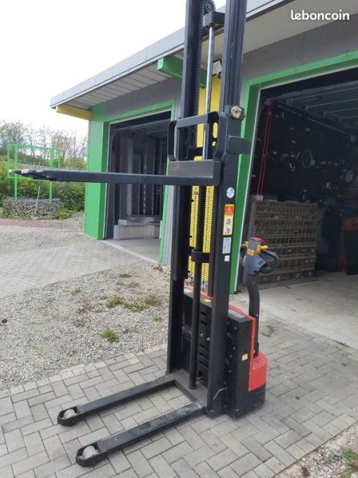 Gerbeur Électrique 1T/3.30M